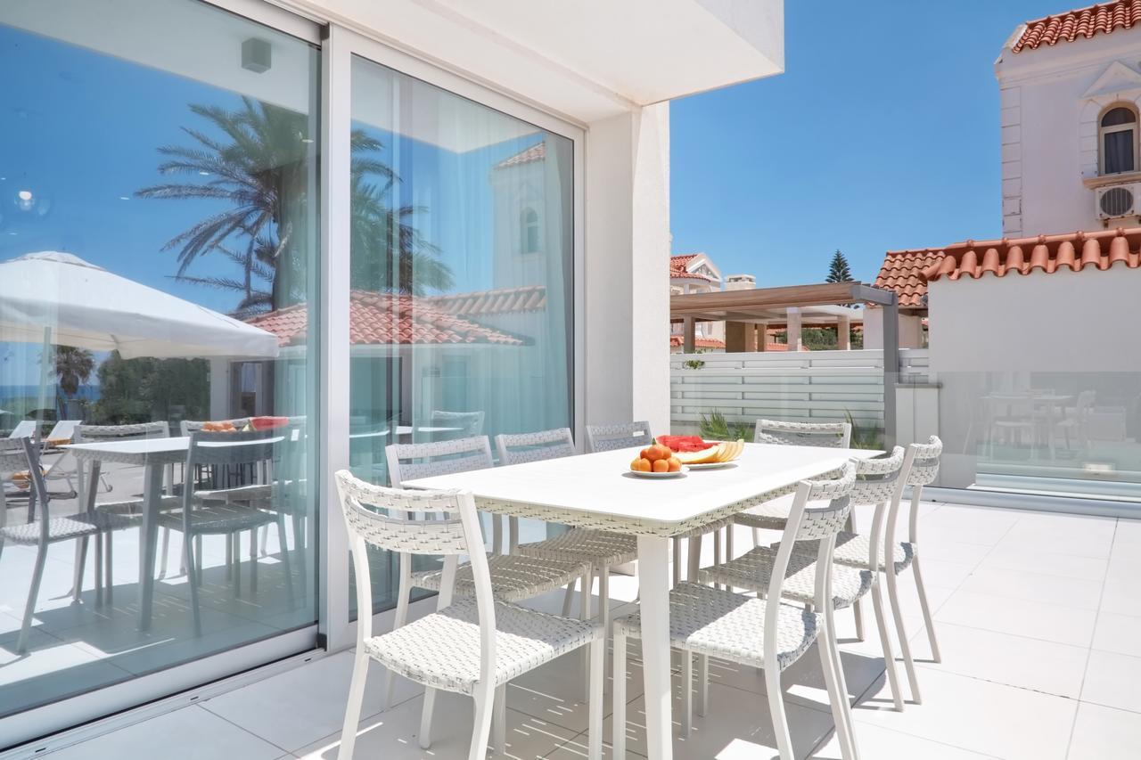 Ferienhaus Royal 4 Bedroom Seafront